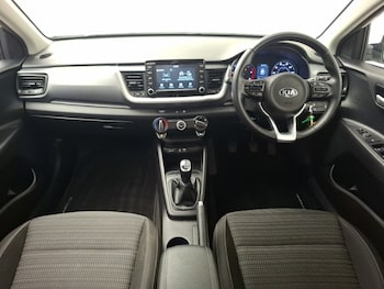 Used Kia Stonic 2018 for sale - 78766290: Photo