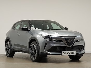 Used Alfa Romeo Junior 2025 for sale - 76543185: Photo