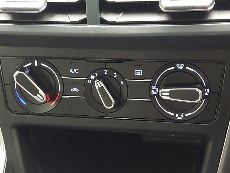 Used Volkswagen Polo 2024 for sale - 76511628: Photo 15