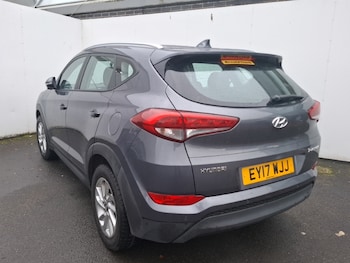 Used Hyundai TUCSON 2017 for sale - 76213556: Photo 3