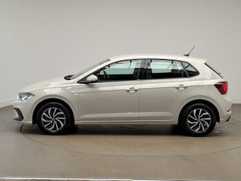 Used Volkswagen Polo 2024 for sale - 78747141: Photo