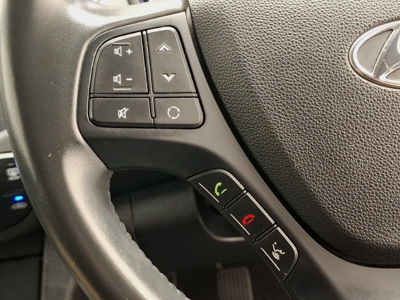 Used Hyundai i10 2019 for sale - 78032644: Photo 17