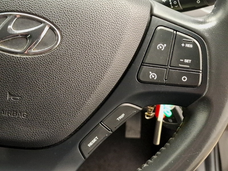 Used Hyundai i10 2019 for sale - 78032644: Photo 18