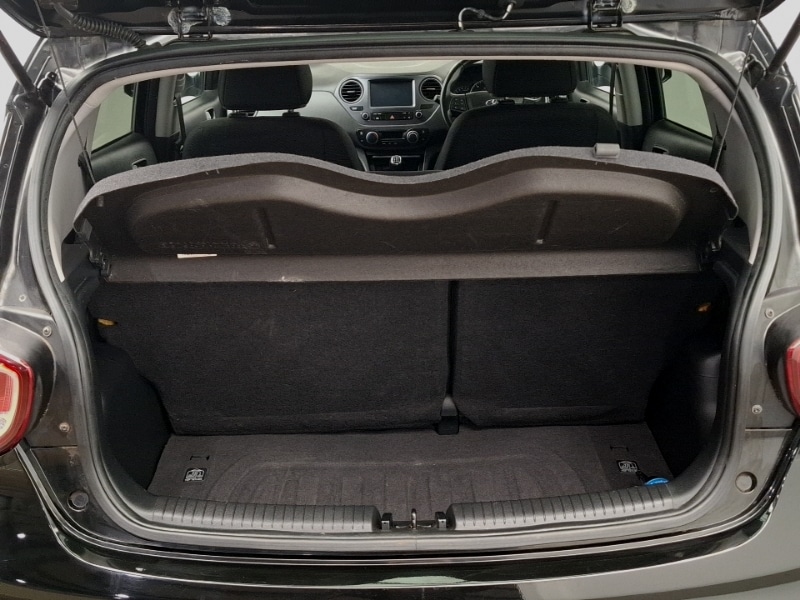 Used Hyundai i10 2019 for sale - 78032644: Photo 8