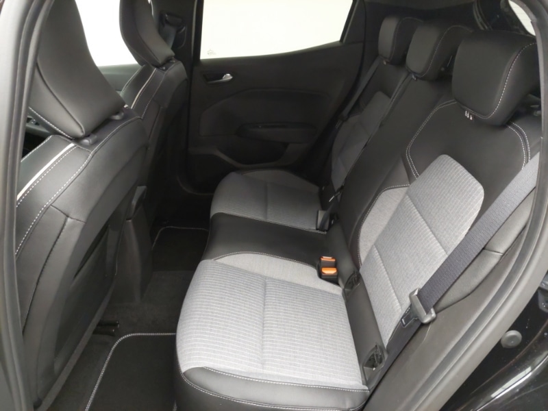 Used Renault Clio 2024 for sale - 77251819: Photo 6