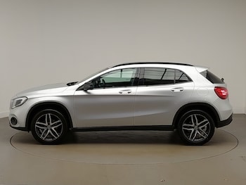 Used Mercedes-Benz GLA 2019 for sale - 77325153: Photo