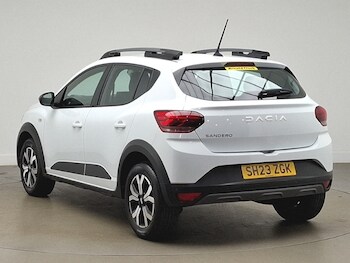 Used Dacia Sandero Stepway 2023 for sale - 78342320: Photo