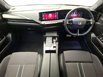 Used Vauxhall Astra 2023 for sale - 78693060: Photo