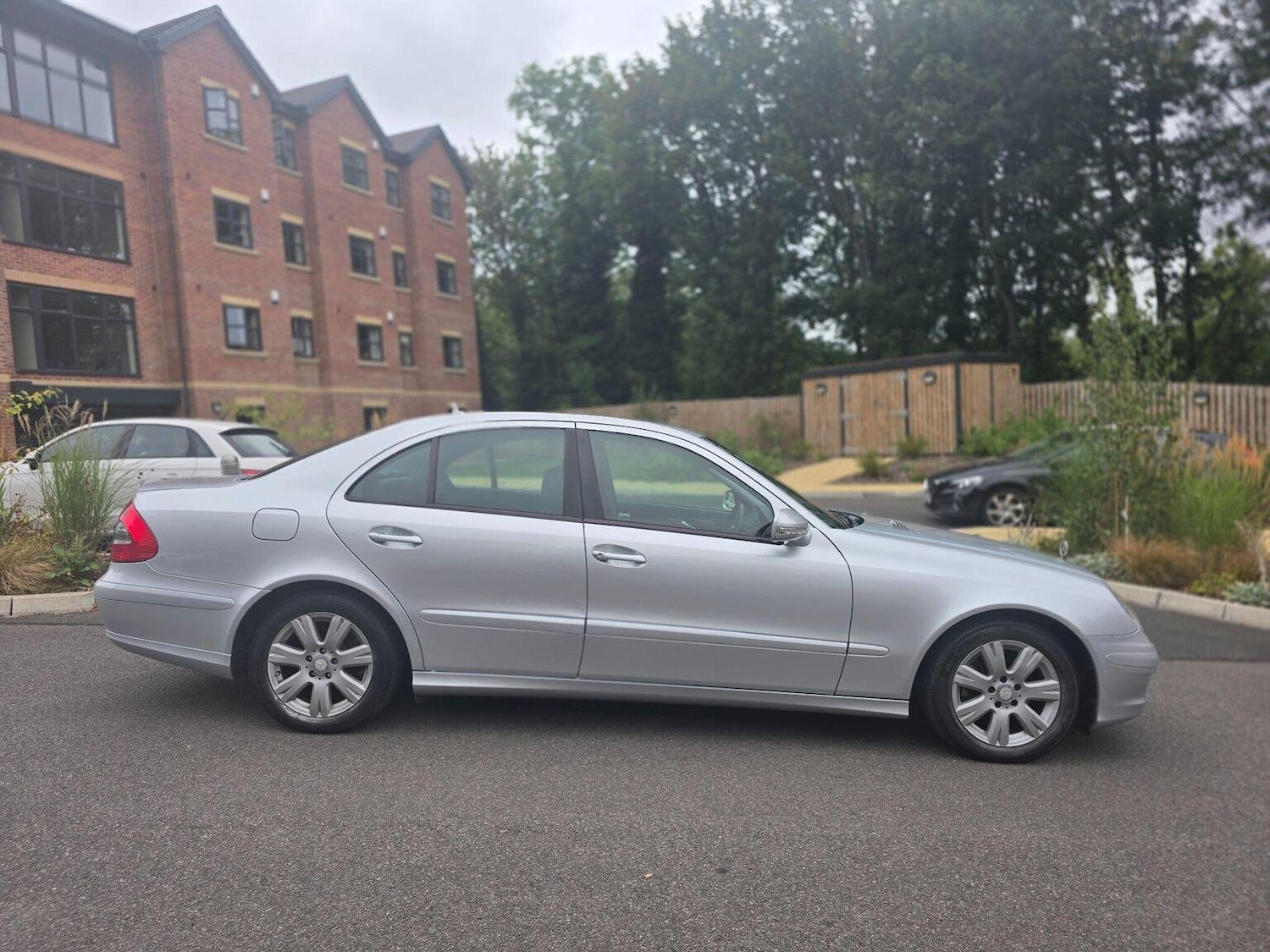 Used Mercedes-Benz E Class 2009 for sale - 76660046: Photo 15