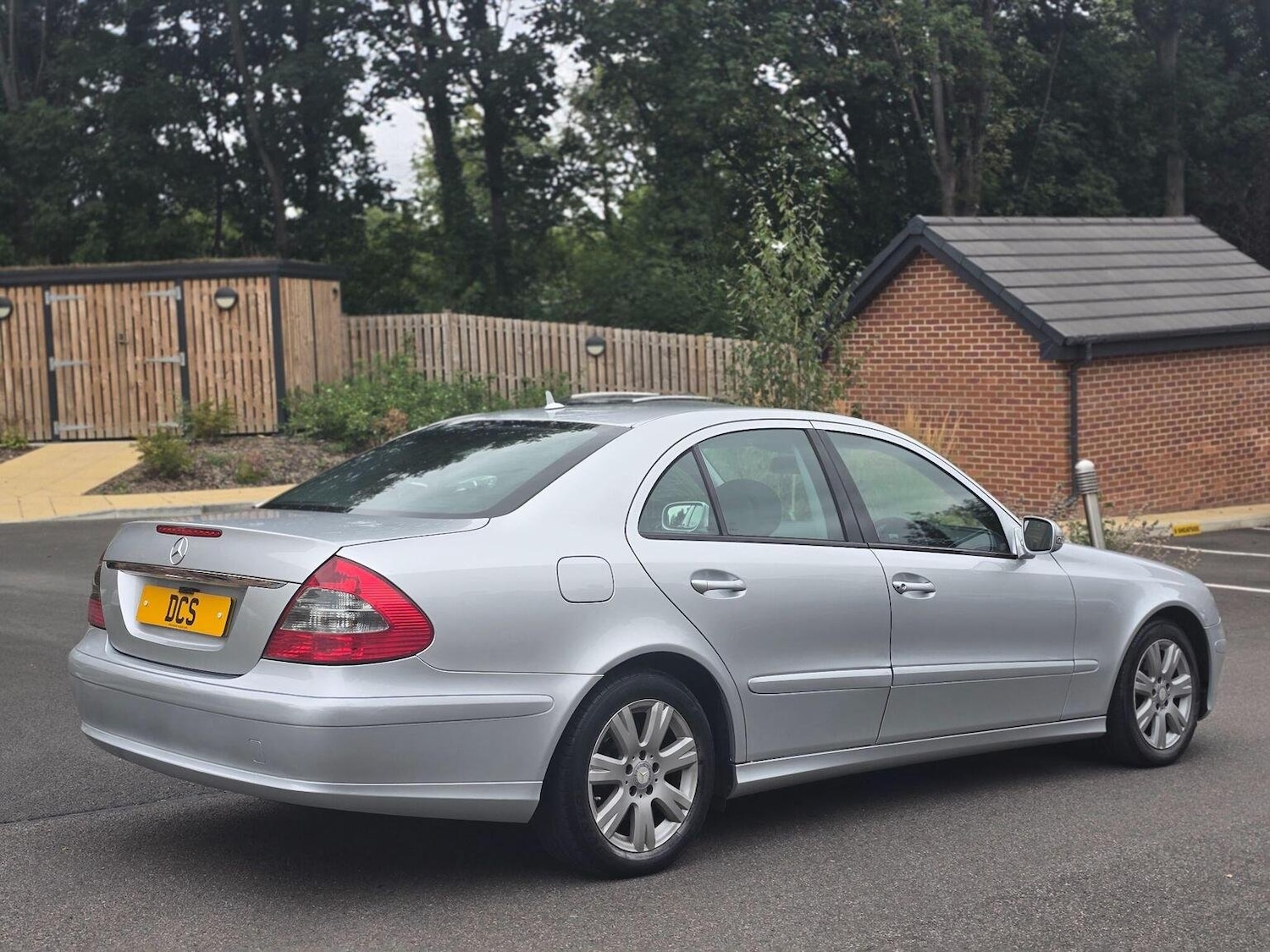 Used Mercedes-Benz E Class 2009 for sale - 76660046: Photo 16