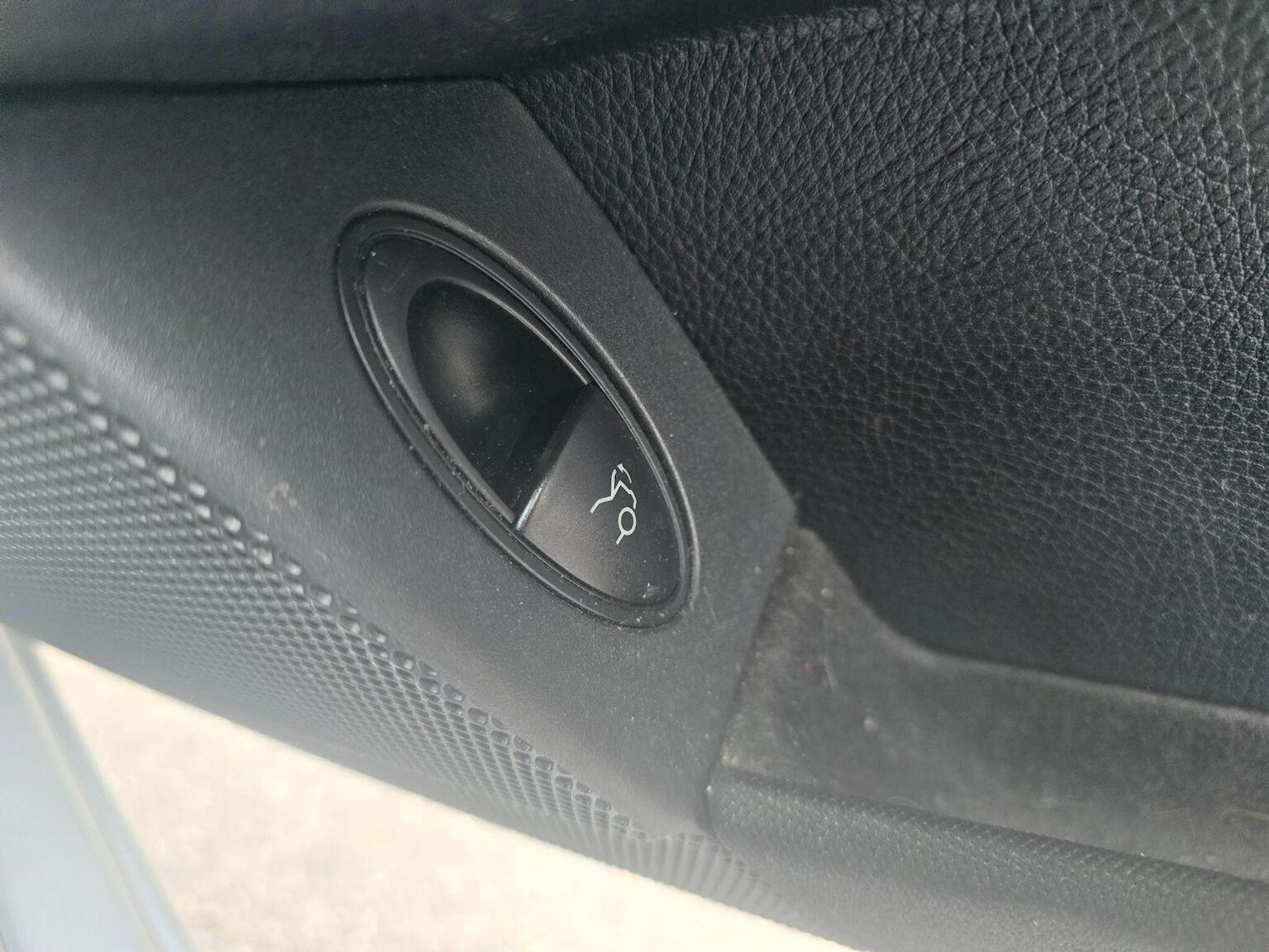 Used Mercedes-Benz E Class 2009 for sale - 76660046: Photo 36