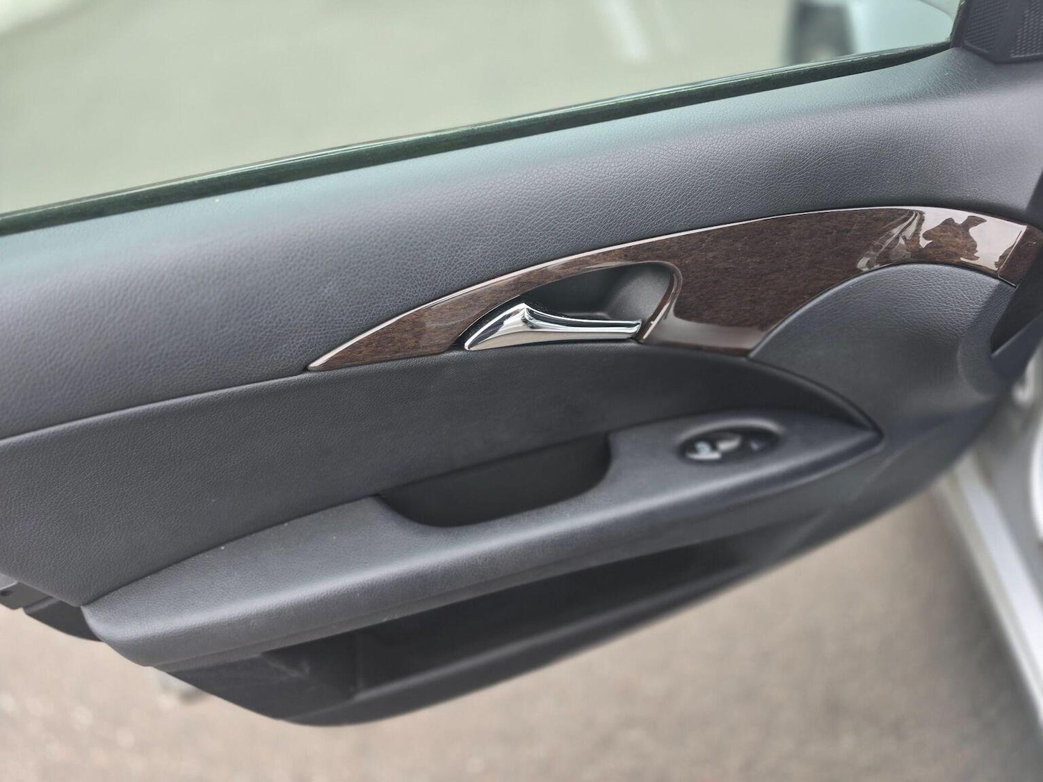 Used Mercedes-Benz E Class 2009 for sale - 76660046: Photo 38