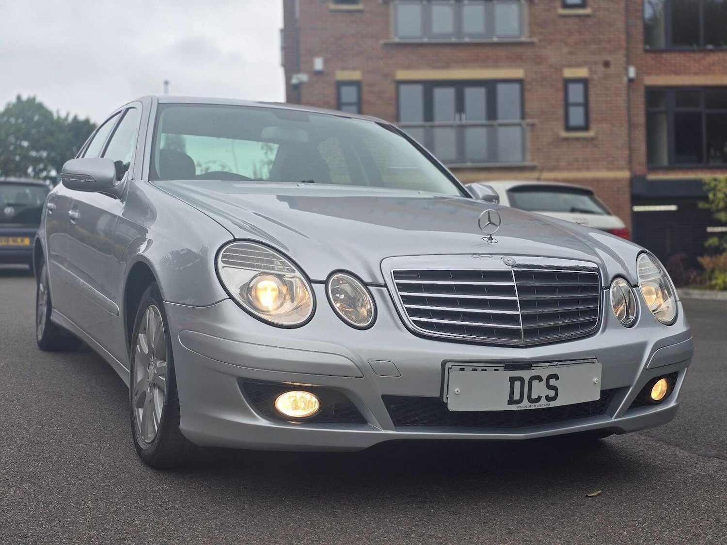 Used Mercedes-Benz E Class 2009 for sale - 76660046: Photo 5