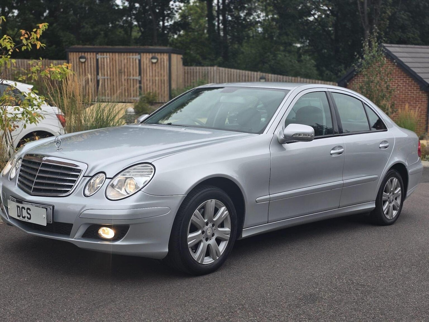 Used Mercedes-Benz E Class 2009 for sale - 76660046: Photo 7