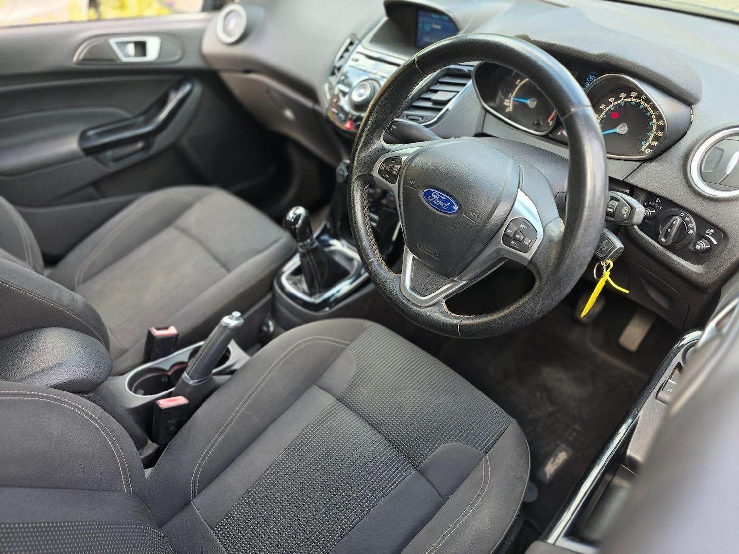 Used Ford Fiesta 2015 for sale - 76769191: Photo 14
