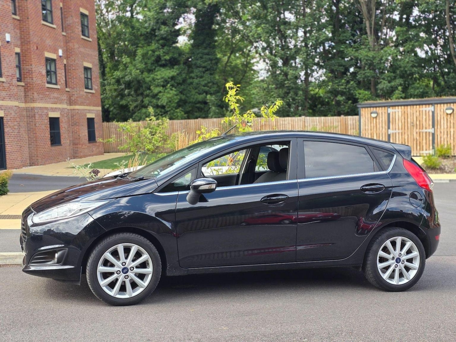 Used Ford Fiesta 2015 for sale - 76769191: Photo 29