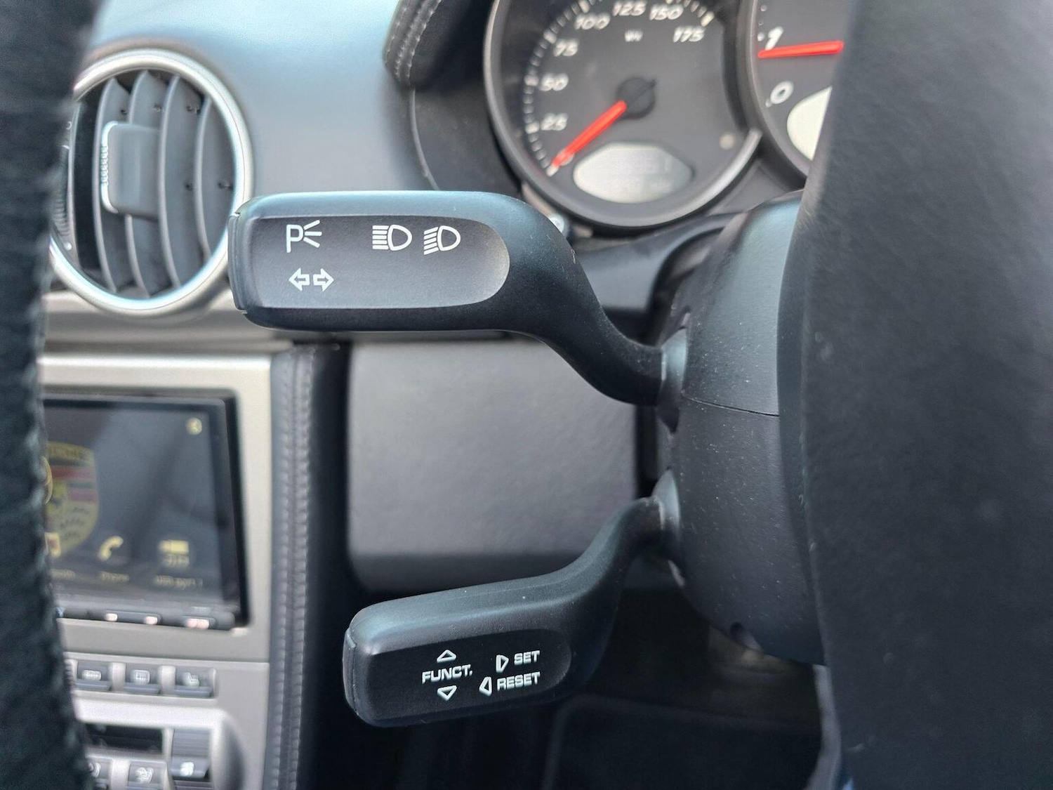 Used Porsche Boxster 2005 for sale - 76660041: Photo 40