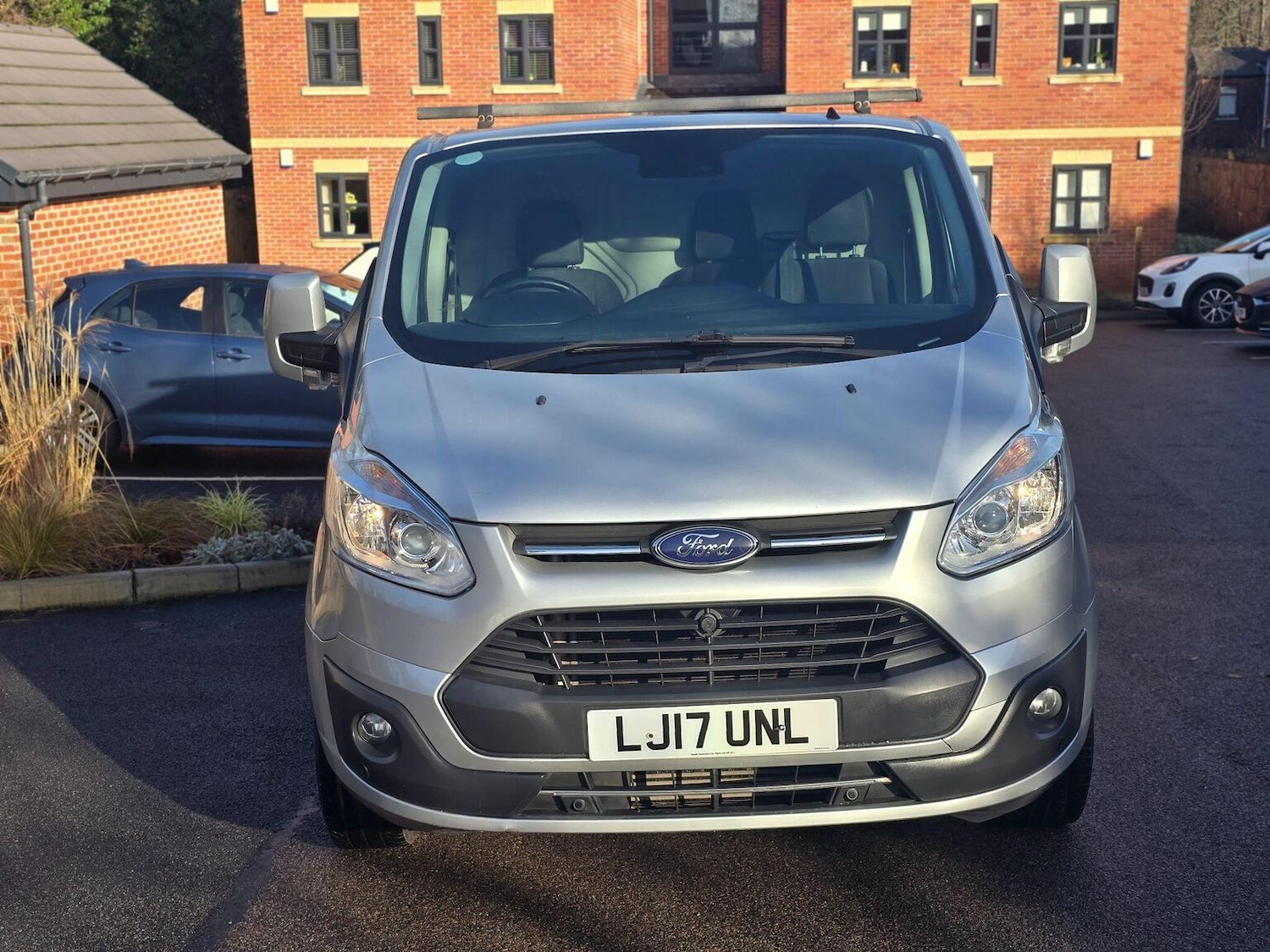 Used Ford Transit Custom 2017 for sale - 77357326: Photo 2