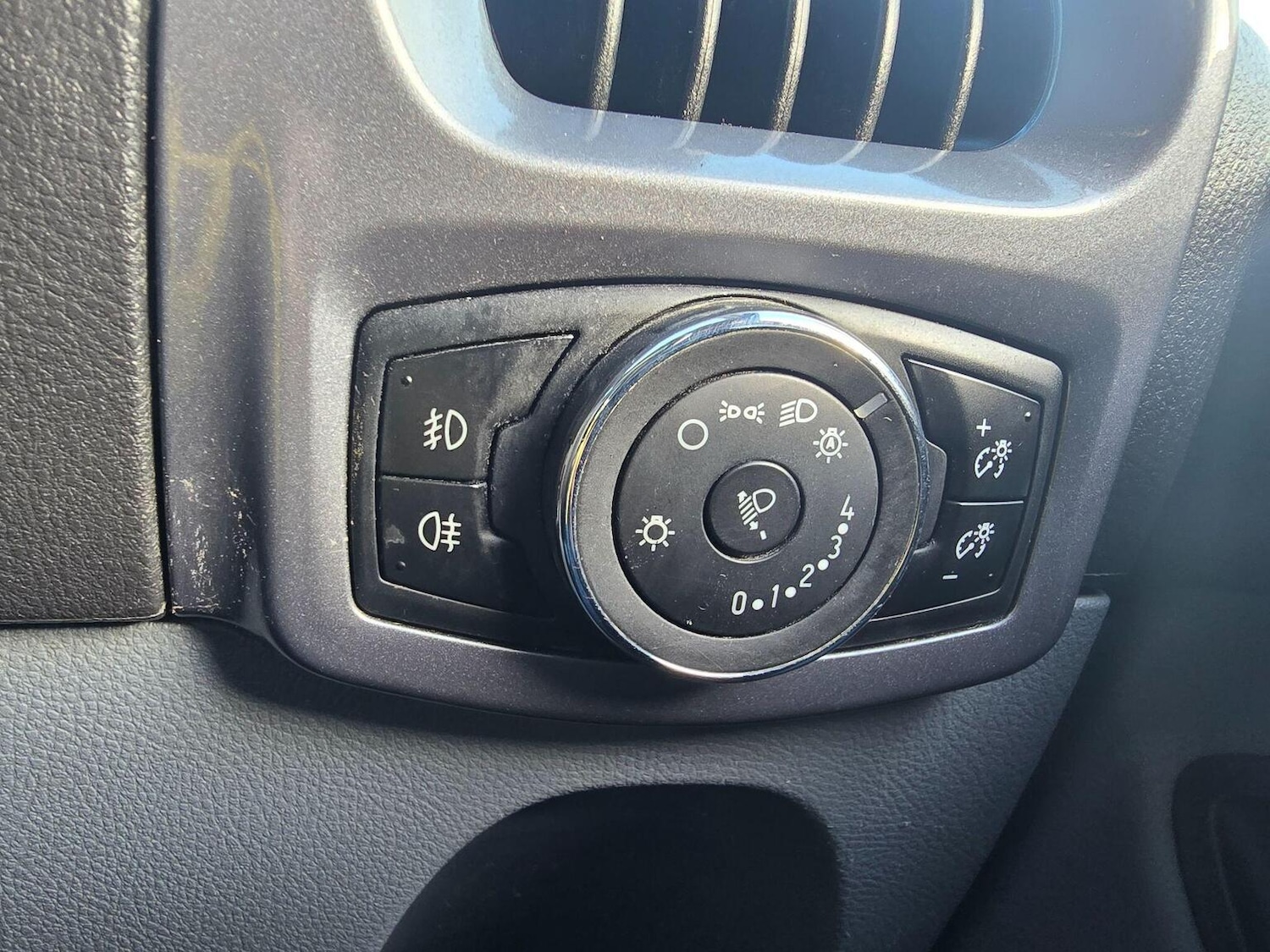 Used Ford Transit Custom 2017 for sale - 77357326: Photo 23