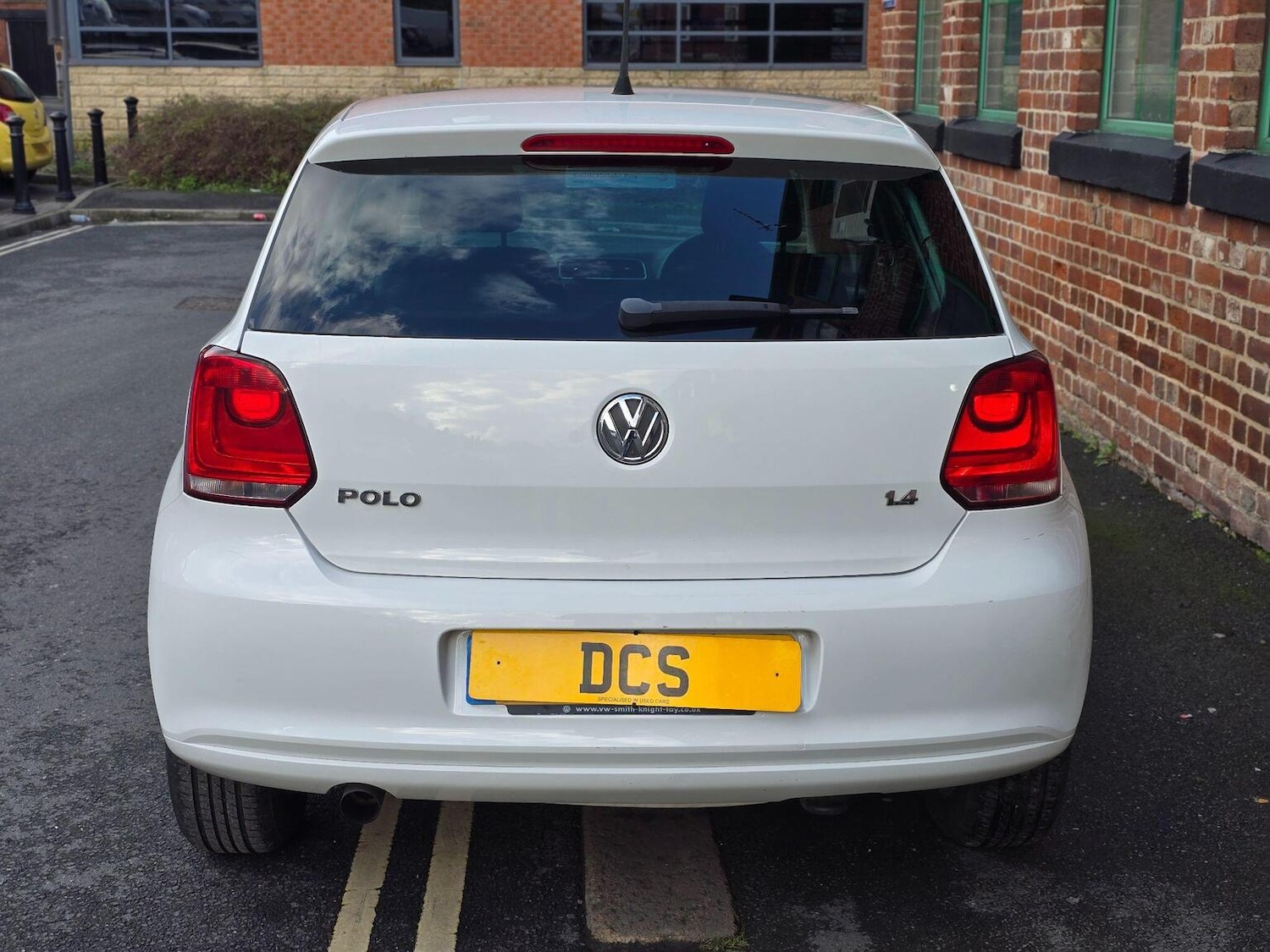 Used Volkswagen Polo 2012 for sale - 77395239: Photo 11