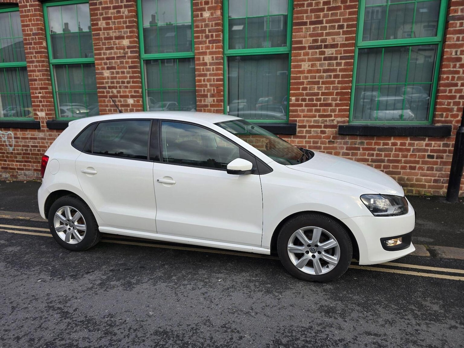 Used Volkswagen Polo 2012 for sale - 77395239: Photo 12