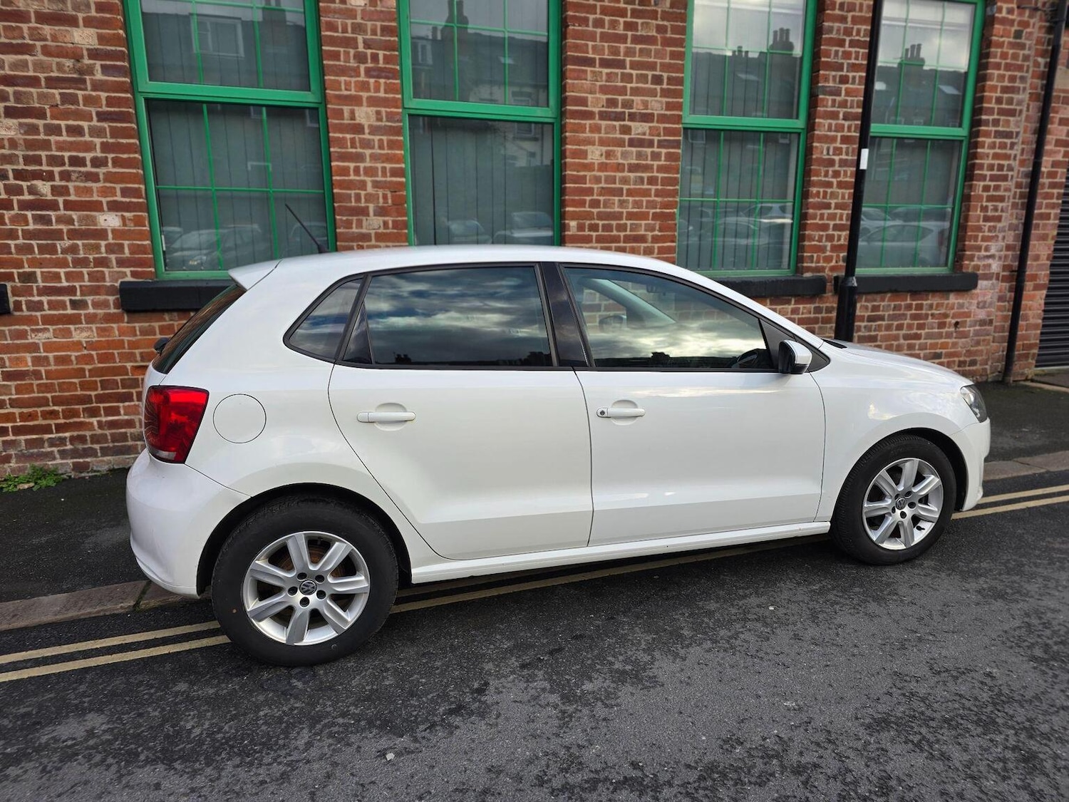 Used Volkswagen Polo 2012 for sale - 77395239: Photo 14