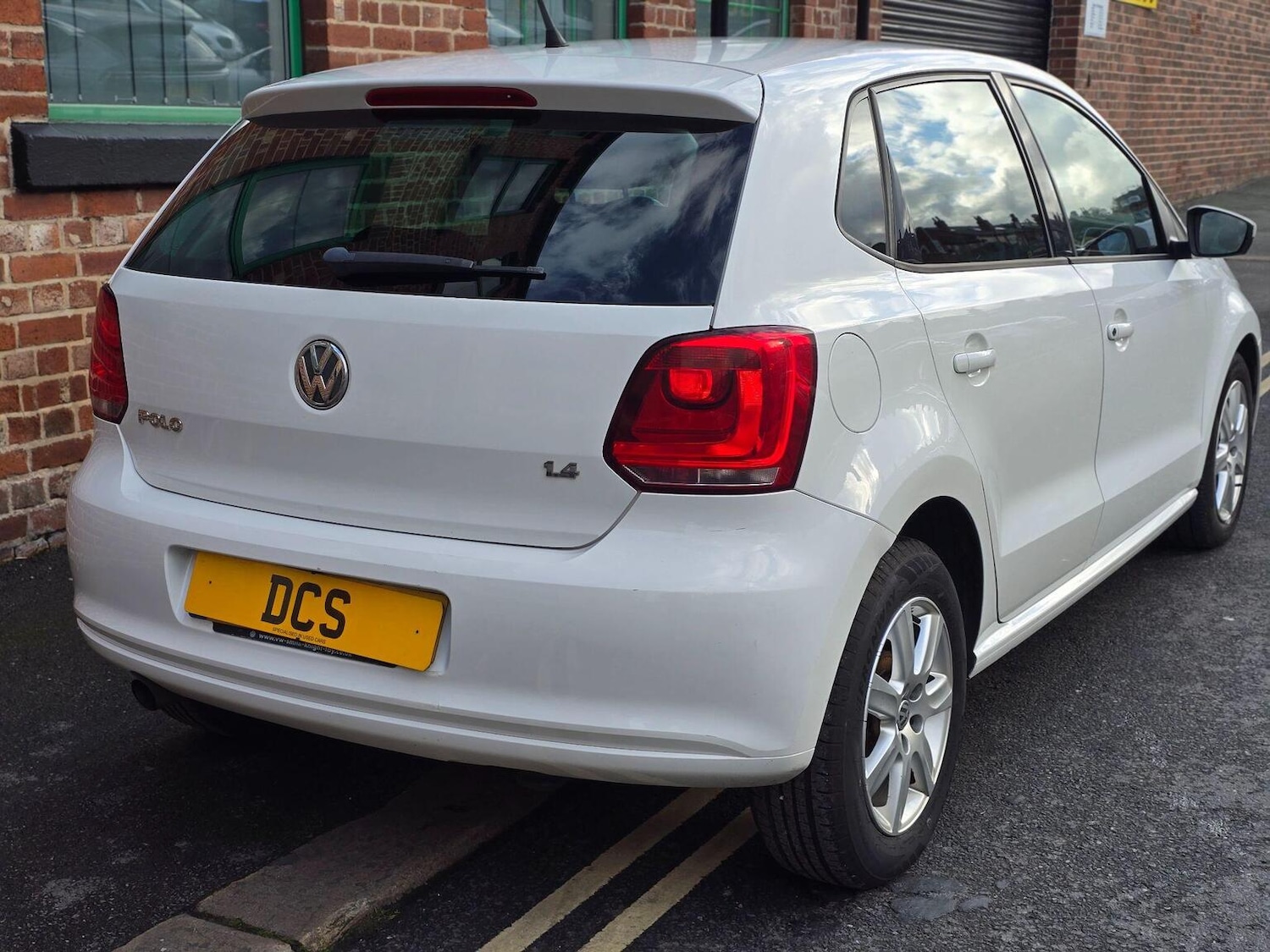 Used Volkswagen Polo 2012 for sale - 77395239: Photo 16