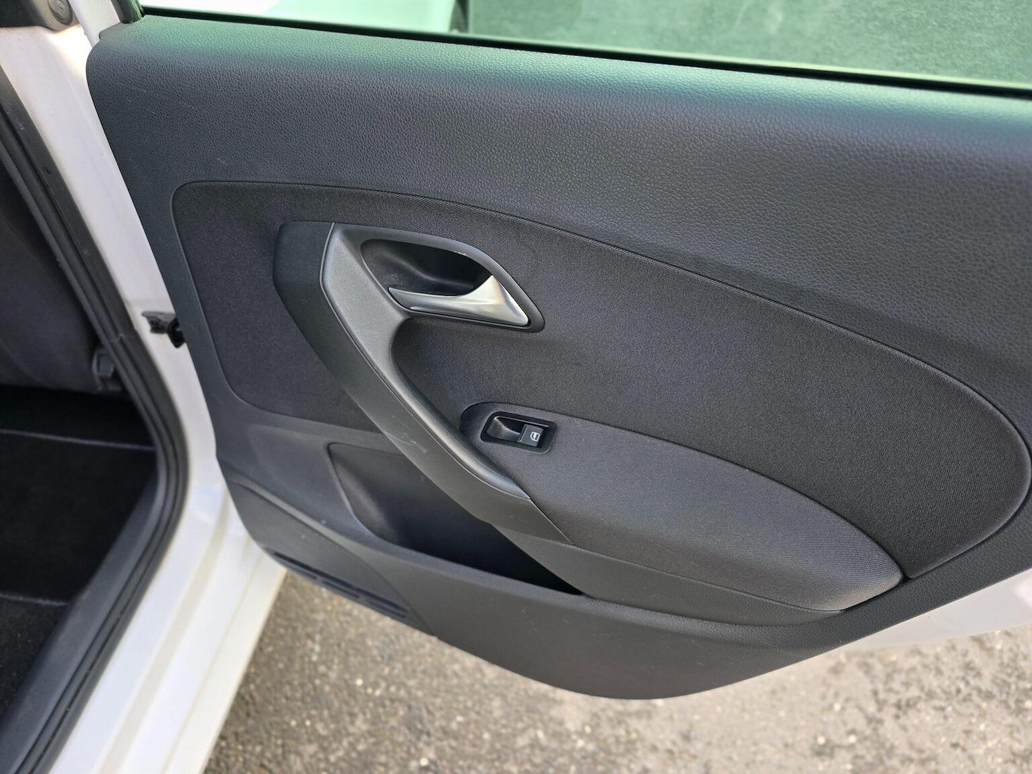 Used Volkswagen Polo 2012 for sale - 77395239: Photo 25