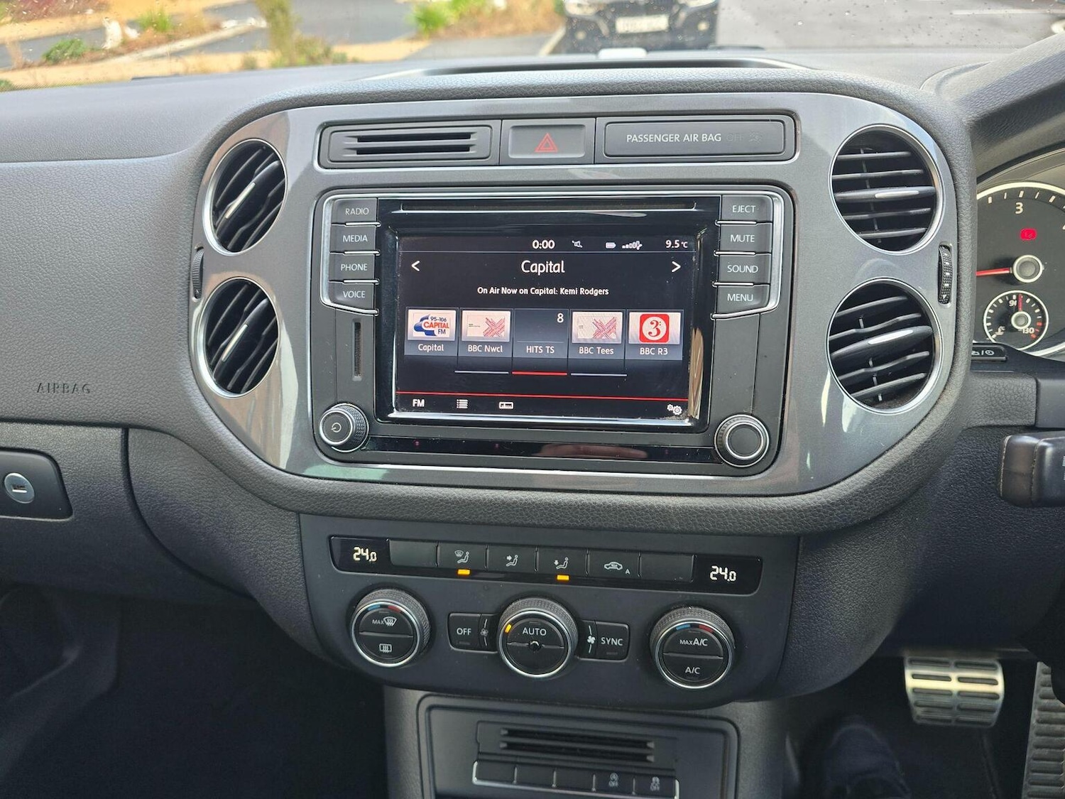 Used Volkswagen Tiguan 2016 for sale - 77189213: Photo 28