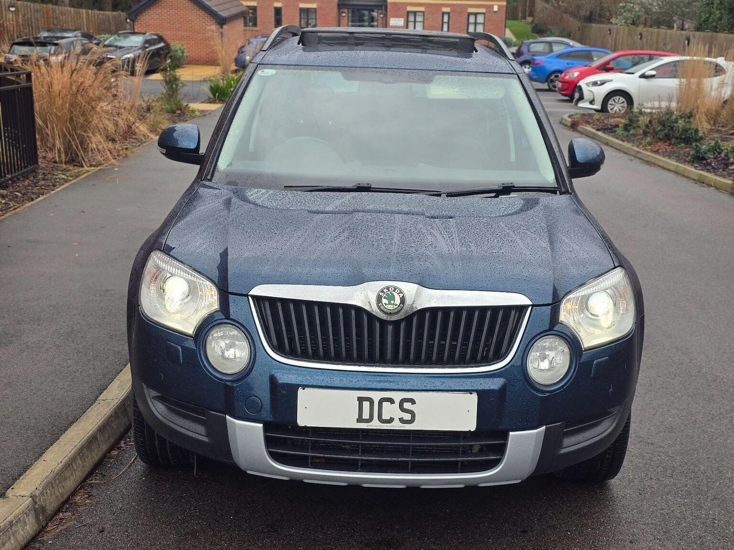 Used Skoda Yeti 2012 for sale - 77303619: Photo 2