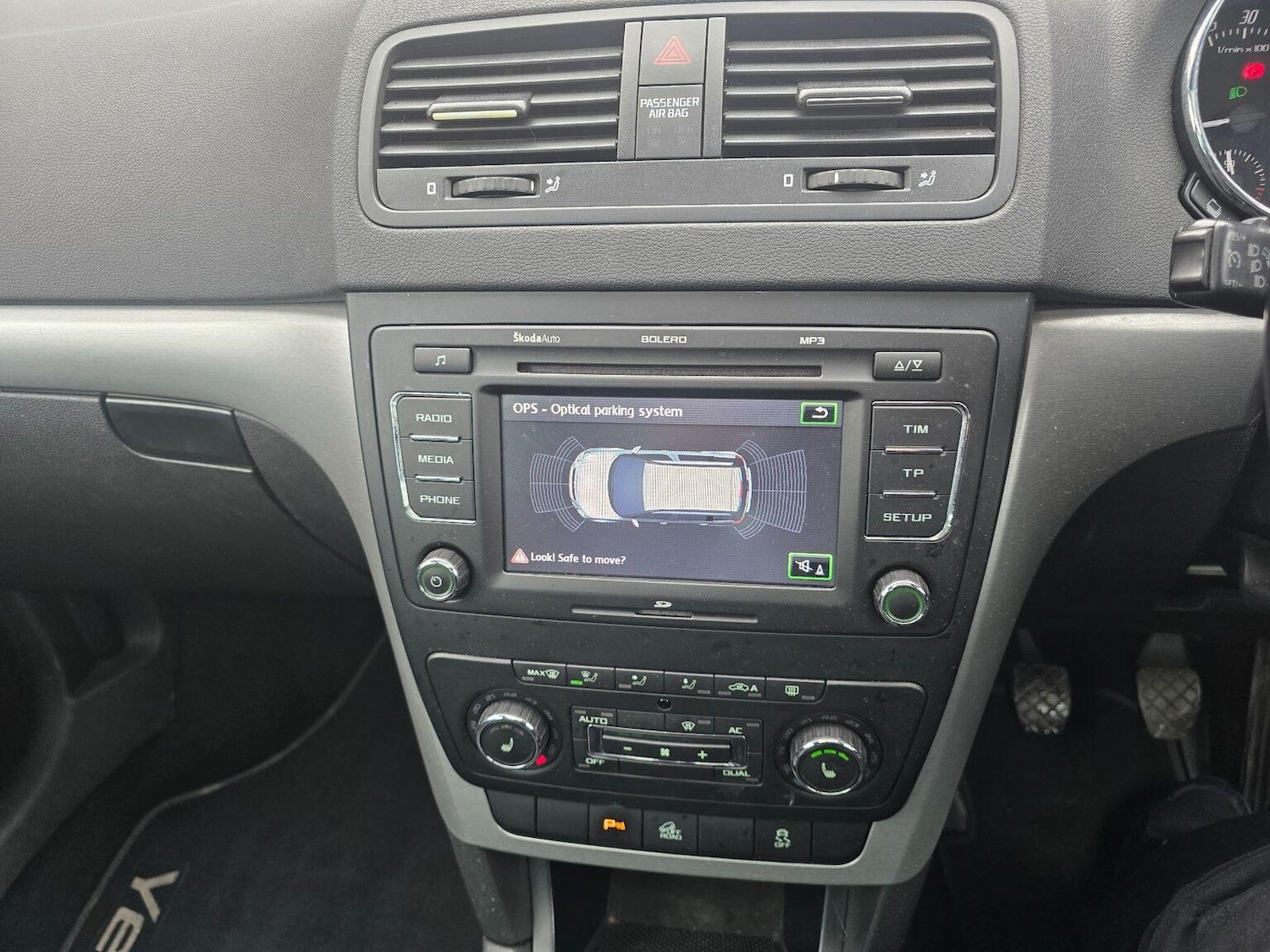 Used Skoda Yeti 2012 for sale - 77303619: Photo 25