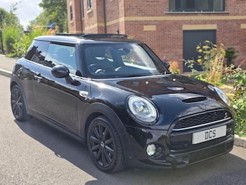Used MINI Hatch 2018 for sale - 75490077: Photo