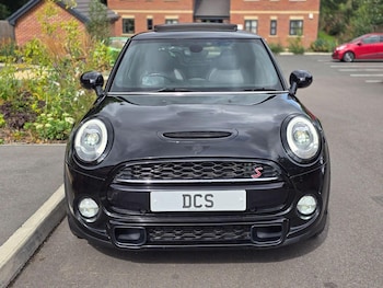 Used MINI Hatch 2018 for sale - 75490077: Photo