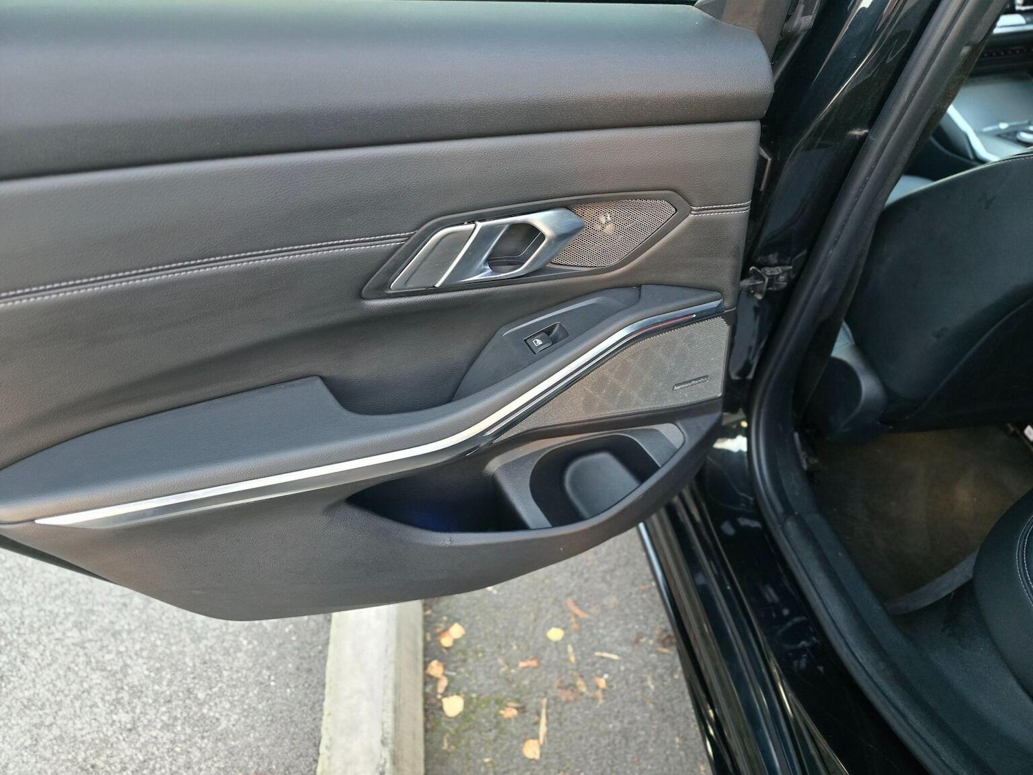 Used BMW 3 Series 2019 for sale - 76660037: Photo 38