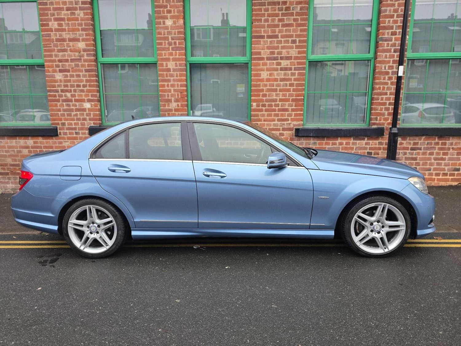 Used Mercedes-Benz C Class 2011 for sale - 77453328: Photo 14