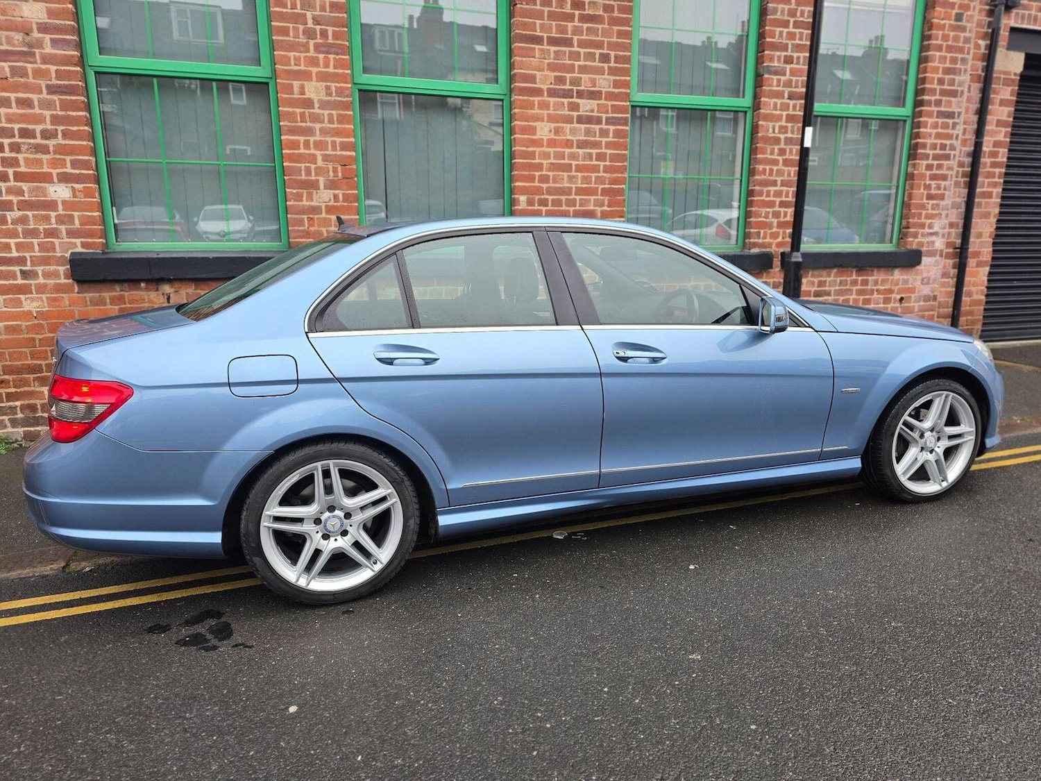 Used Mercedes-Benz C Class 2011 for sale - 77453328: Photo 15