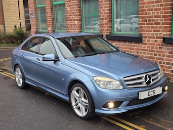 Used Mercedes-Benz C Class 2011 for sale - 77453328: Photo