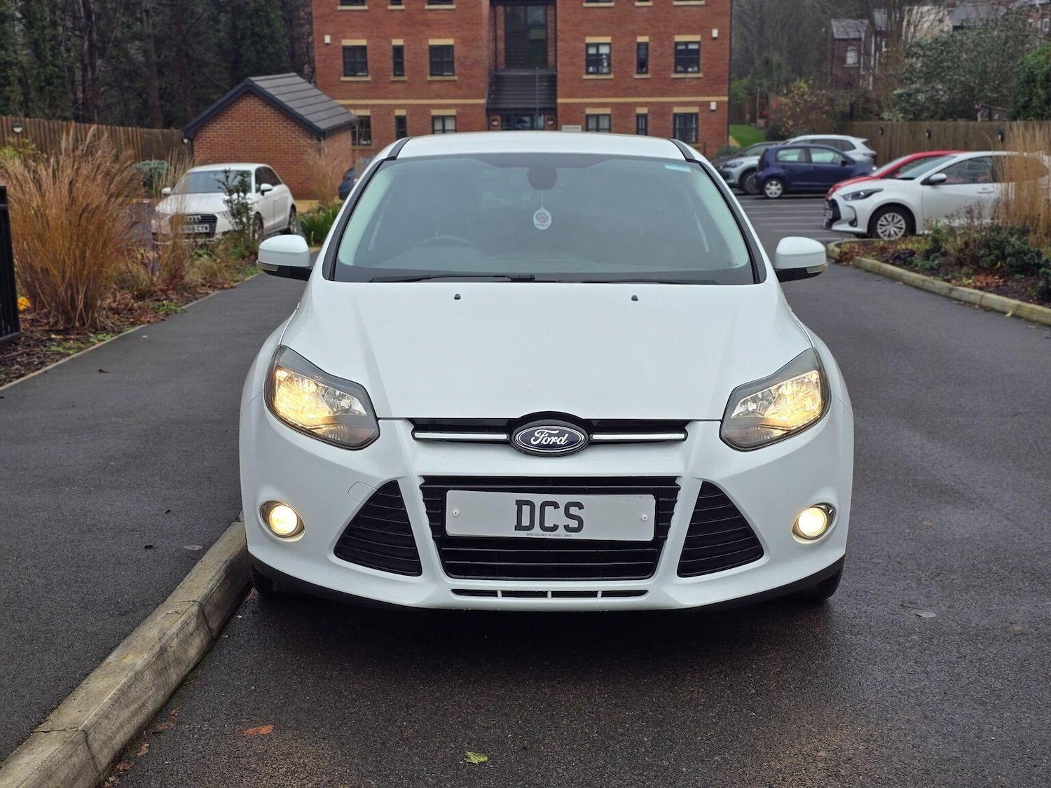 Used Ford Focus 2013 for sale - 77363626: Photo 2