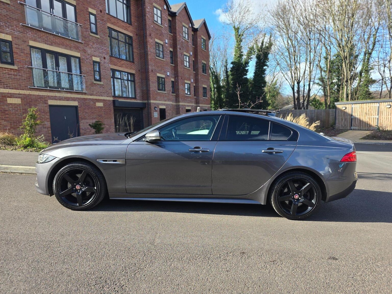 Used Jaguar XE 2016 for sale - 77880965: Photo 13
