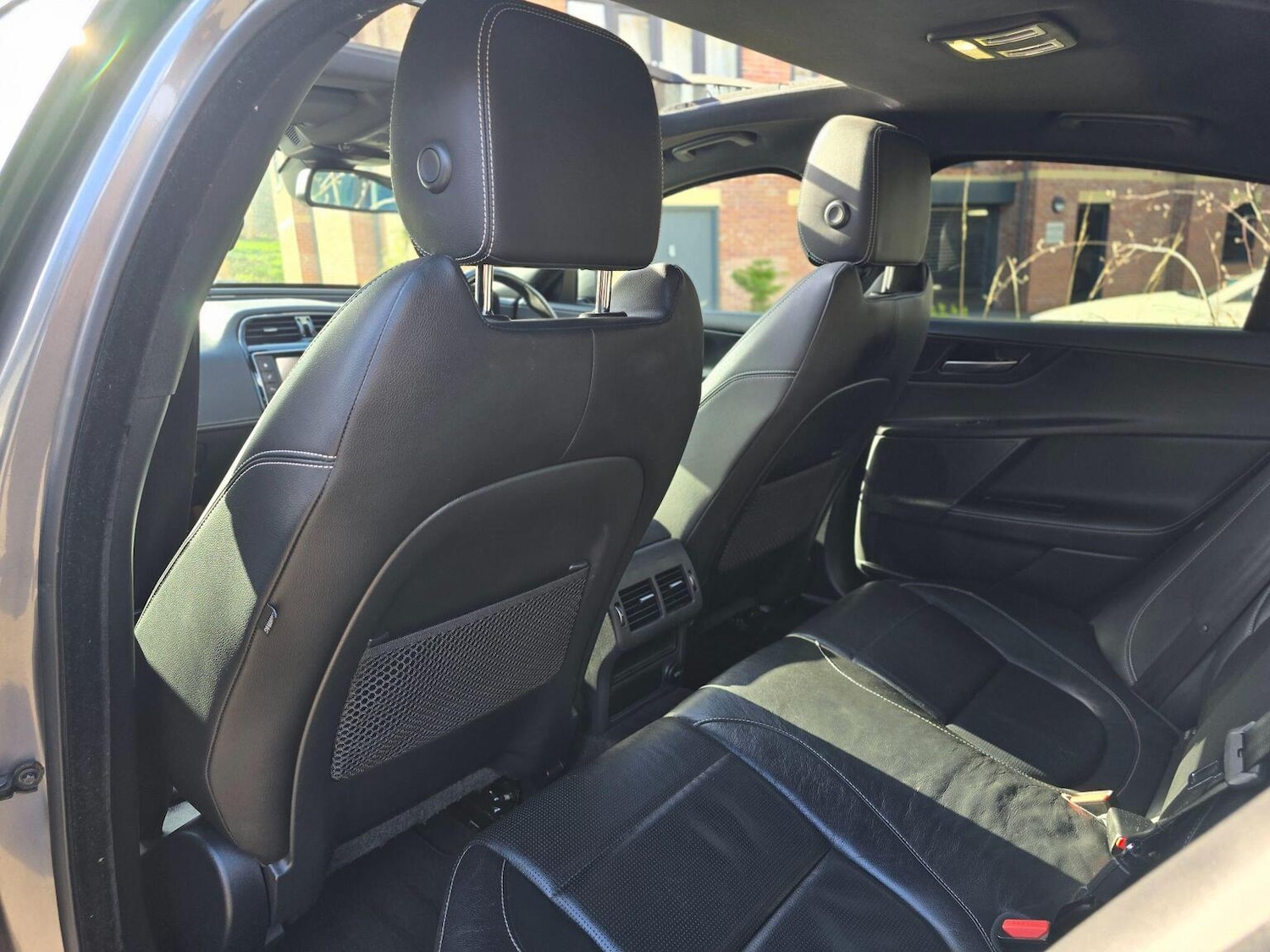 Used Jaguar XE 2016 for sale - 77880965: Photo 26