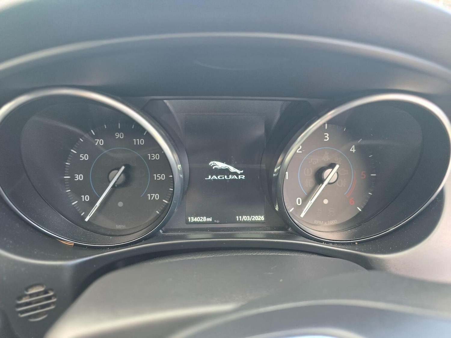 Used Jaguar XE 2016 for sale - 77880965: Photo 35