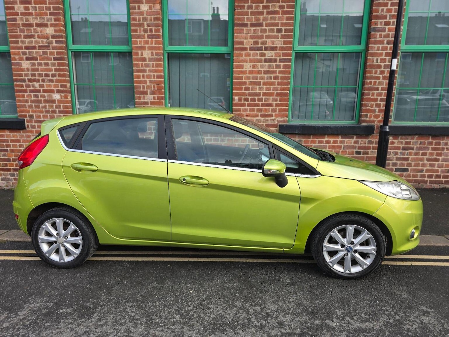 Used Ford Fiesta 2009 for sale - 77395232: Photo 14