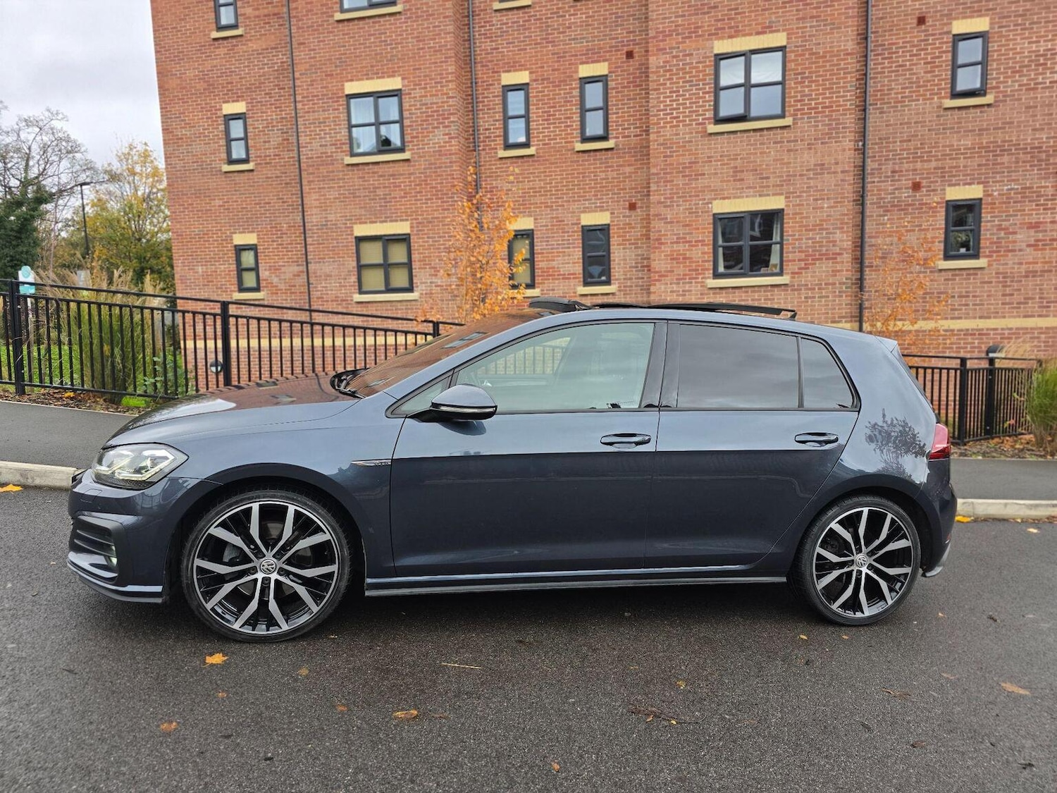 Used Volkswagen Golf 2018 for sale - 76660045: Photo 11
