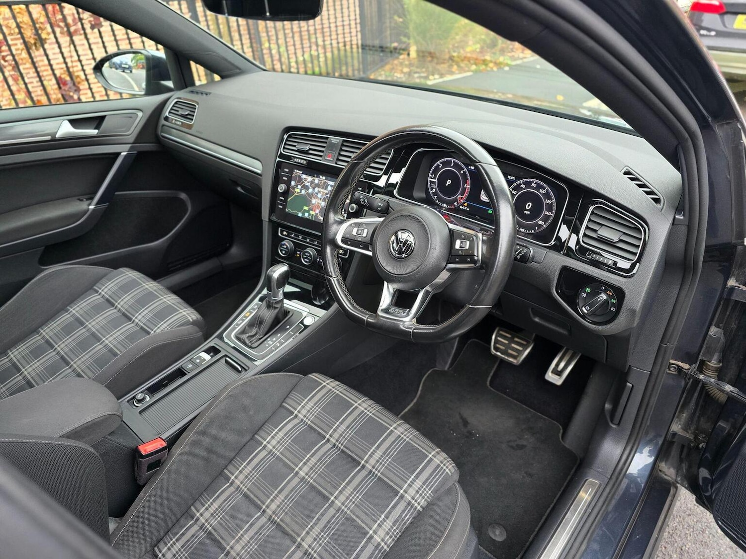 Used Volkswagen Golf 2018 for sale - 76660045: Photo 22