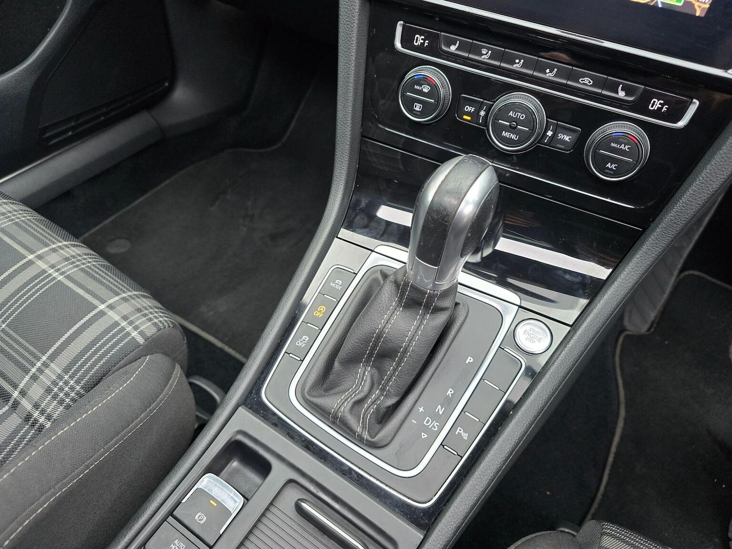 Used Volkswagen Golf 2018 for sale - 76660045: Photo 23