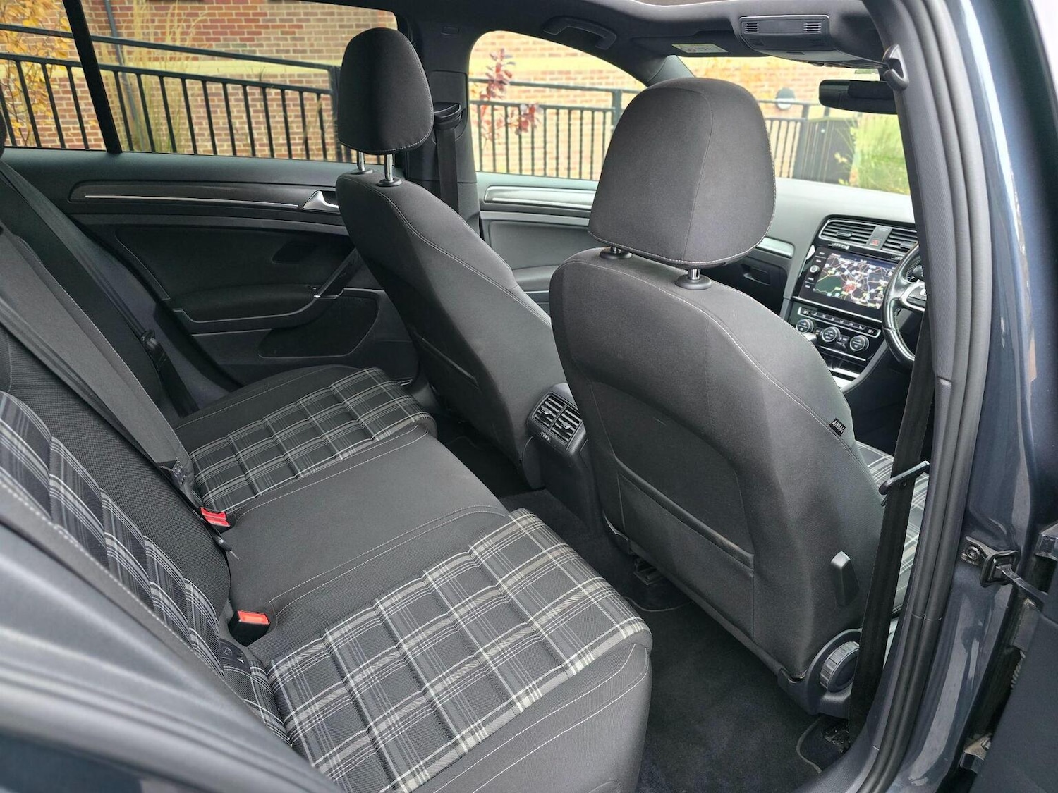 Used Volkswagen Golf 2018 for sale - 76660045: Photo 27