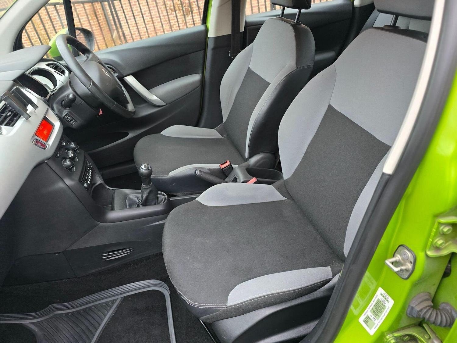 Used Citroen C3 2011 for sale - 77027940: Photo 27