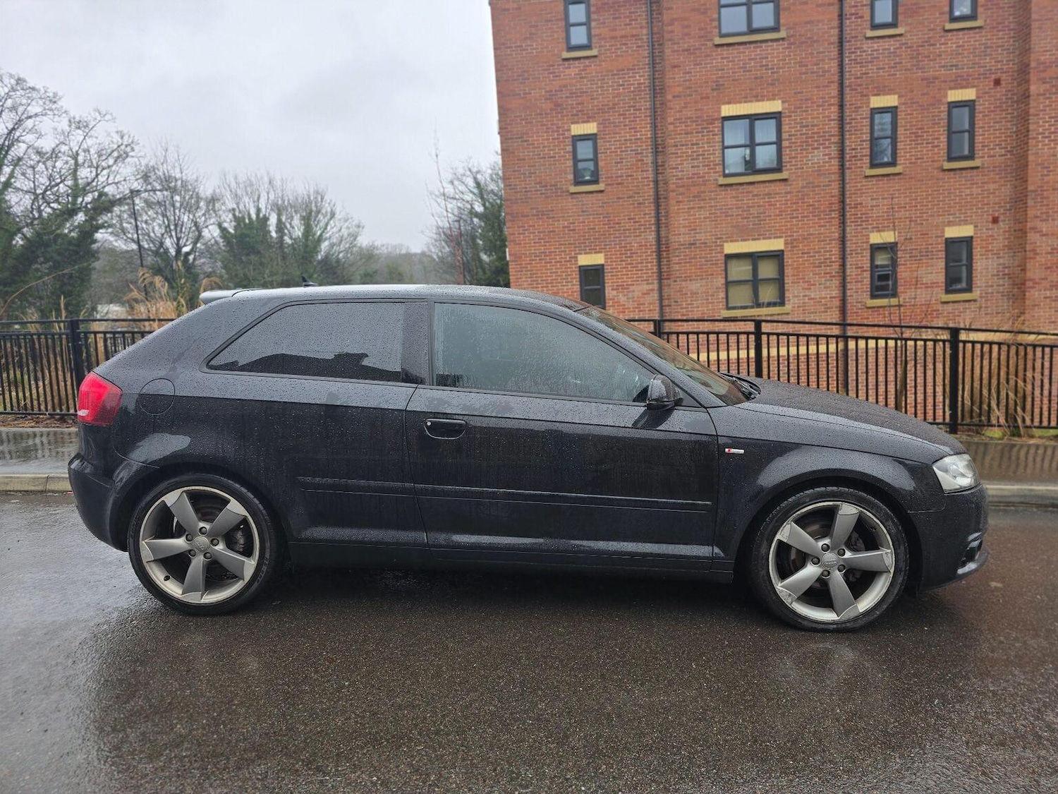 Used Audi A3 2011 for sale - 77277341: Photo 15
