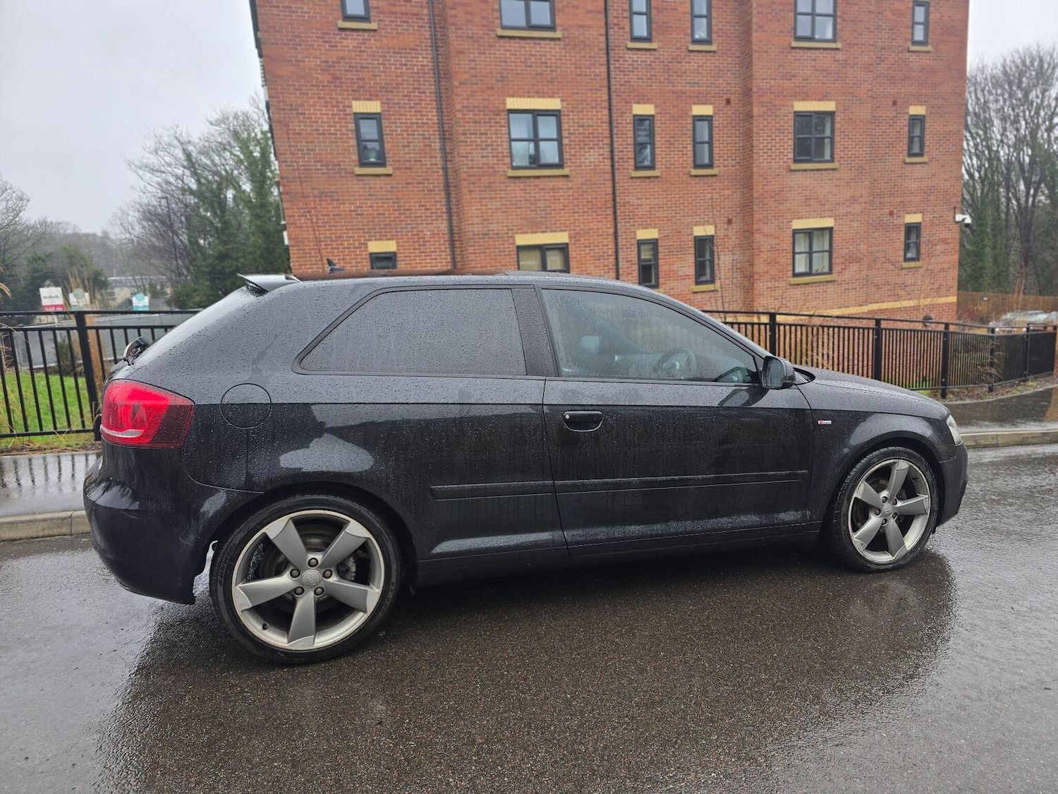 Used Audi A3 2011 for sale - 77277341: Photo 16