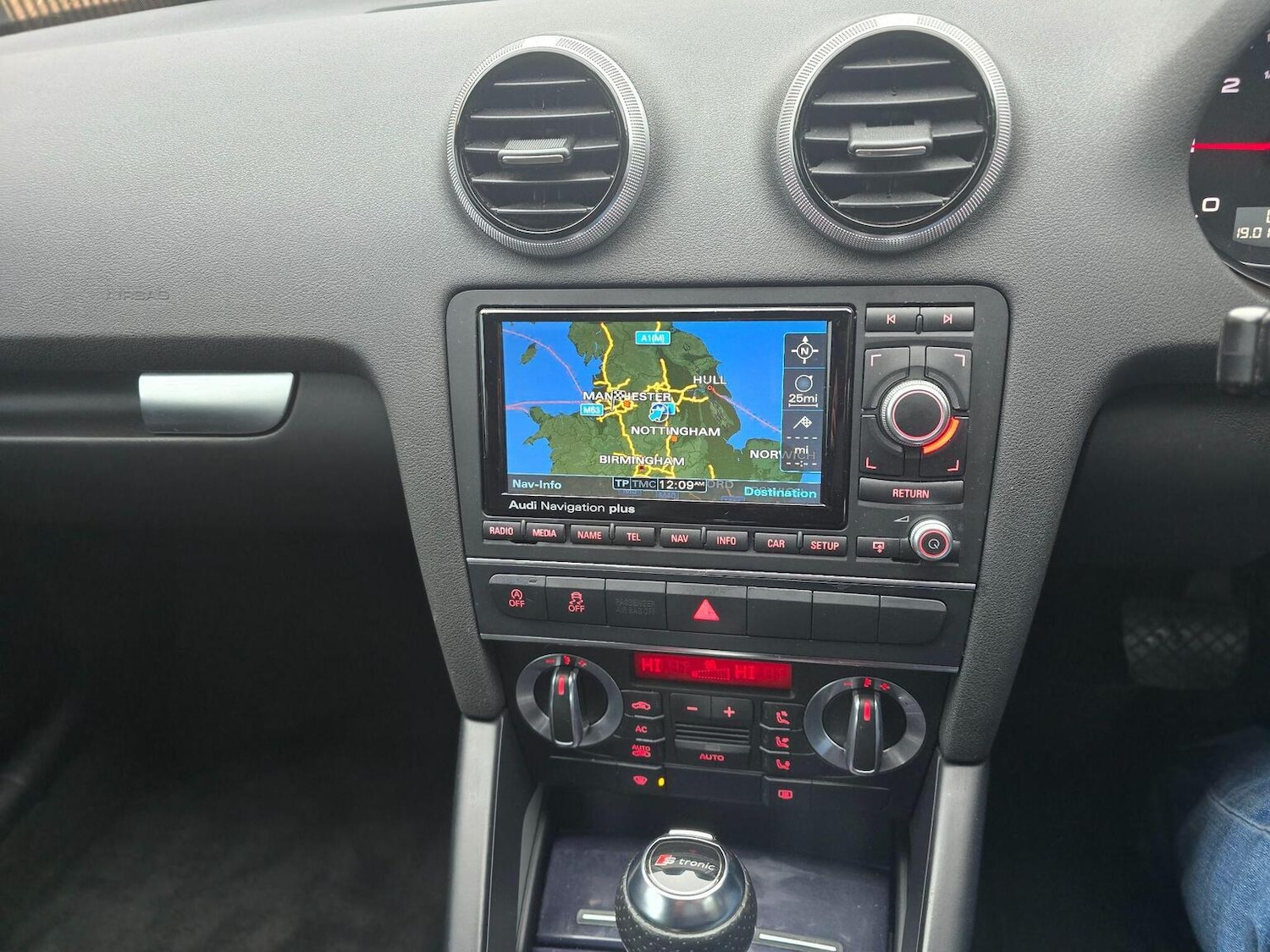 Used Audi A3 2011 for sale - 77277341: Photo 30